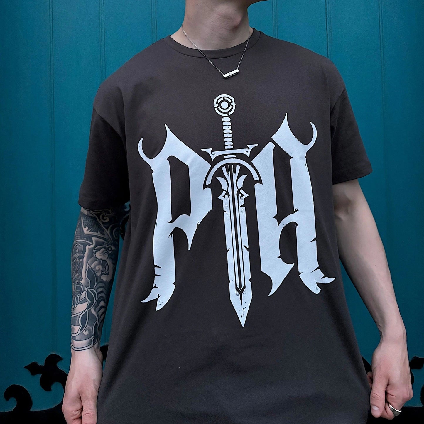 GREAT SWORD T-SHIRT